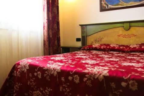 Hotel All'Antico Guerriero Cadoneghe Luaran gambar